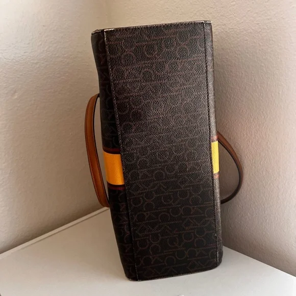 Calvin Klein Purse - Picture 4 of 5